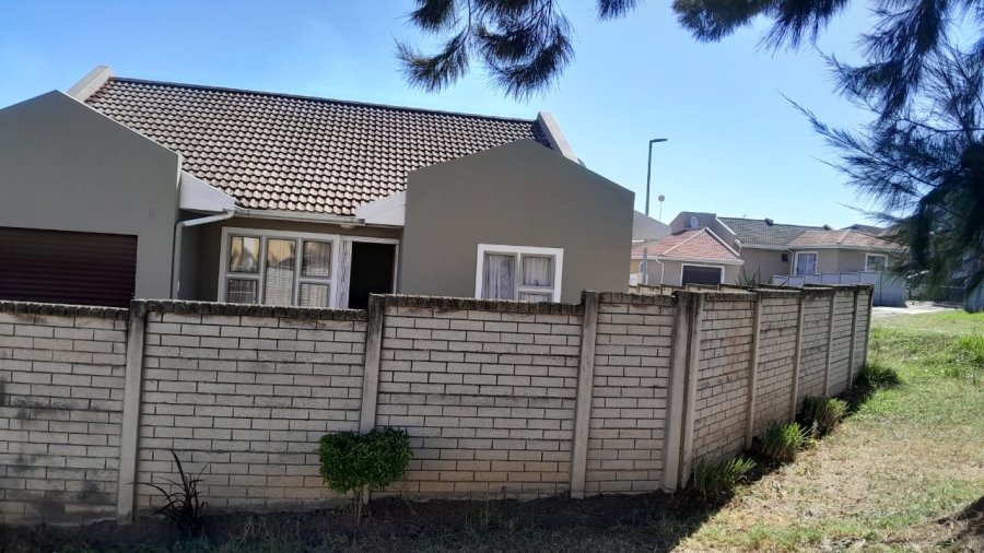 3 Bedroom Property for Sale in Haven Hills Eastern Cape